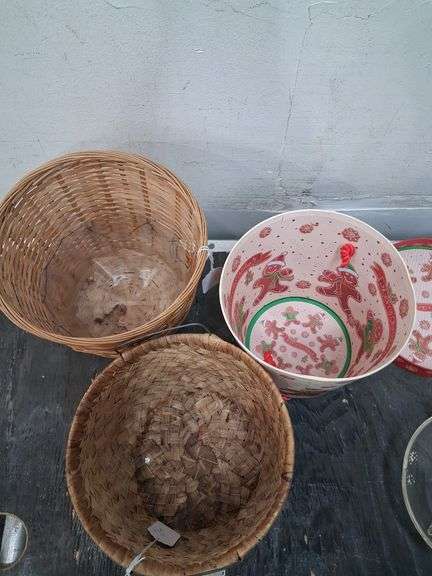 2 small baskets, gingerbread bucket, and glass divided dish. 3b