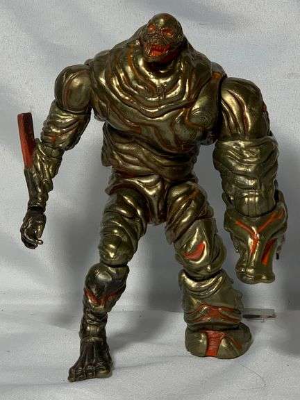 2019 MARVEL LEGENDS SPIDERMAN MOLTEN MAN