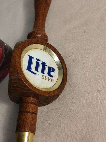3 Beer taps