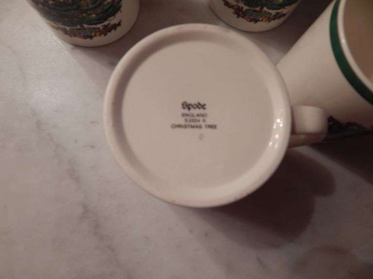 4 Spode Christmas Tree Coffee Mugs