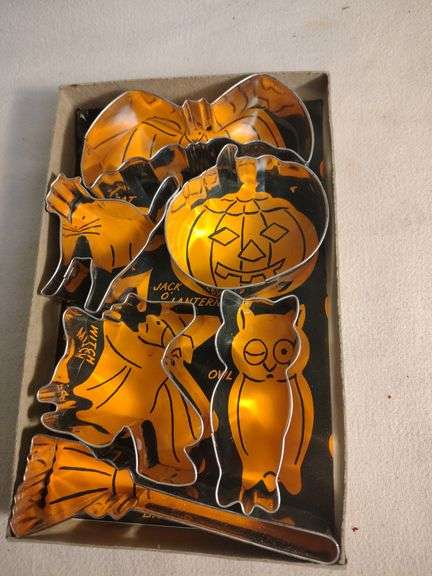 Vintage cookie cutters