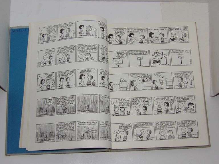 Hardcover Peanuts Treasury (Charles Schulz) 1969