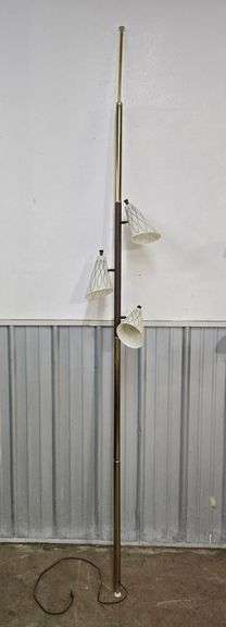 Vintage Tension Pole Lamp (BIN $125)