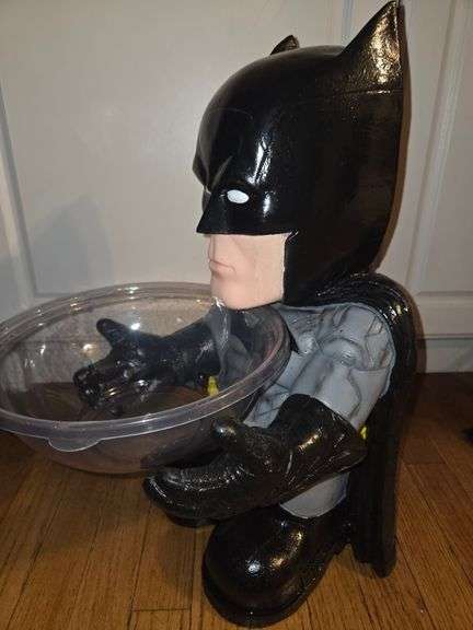 Batman Food Server
