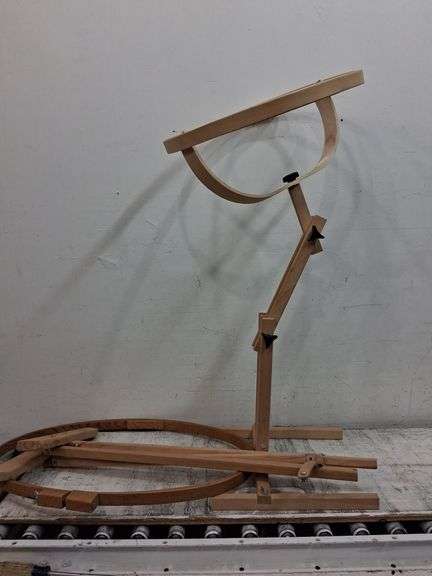 Quilters hoop on stand. 21a