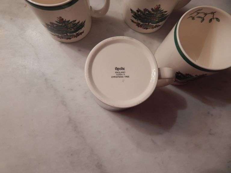 4 Spode Christmas Tree Coffee Mugs