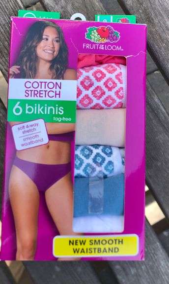 Ladies Fruit of the Loom underwear NIB