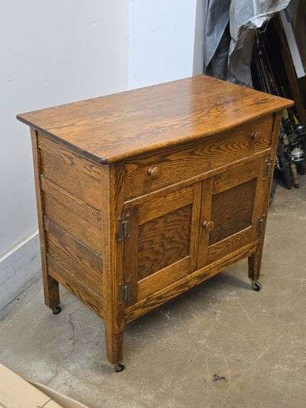 Vintage Wooden Washstand