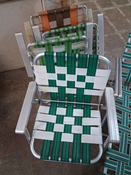 5 folding outdoor chairs