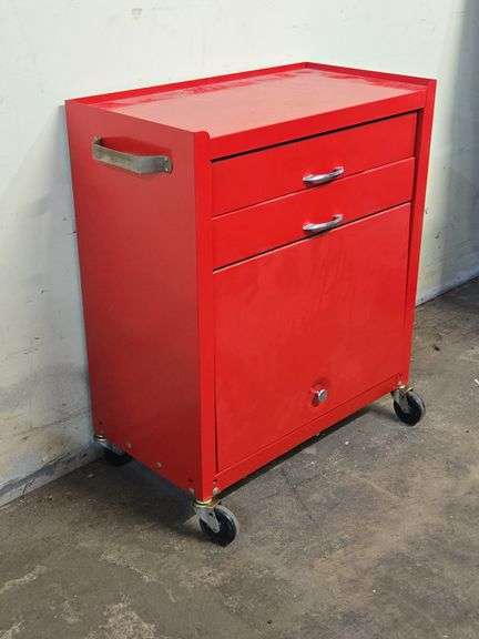 Rolling Metal Tool Box / Storage Cabinet