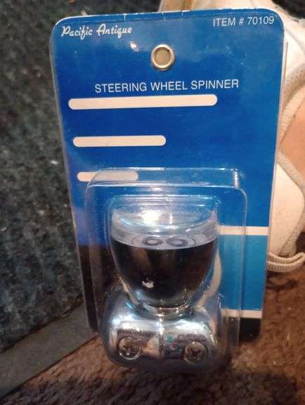Steering wheel spinner new in package