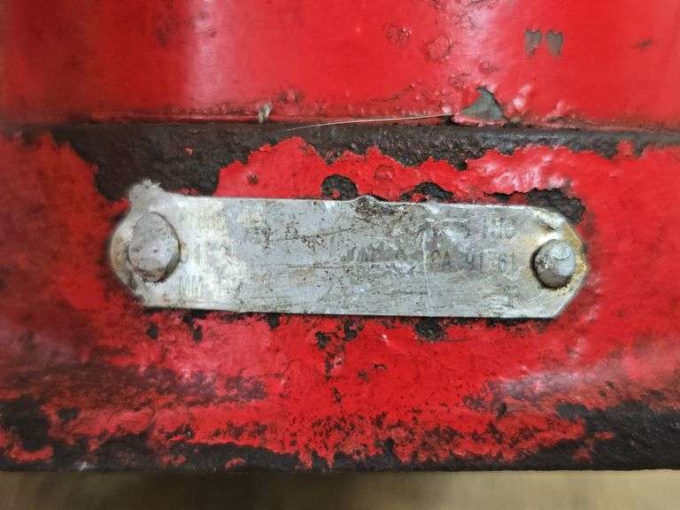 Husky Bottle Jack. 6C