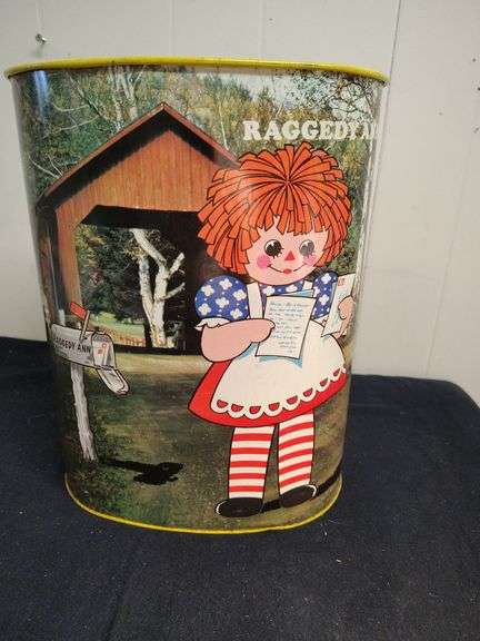 1973 Raggedy Ann and Andy trash can
