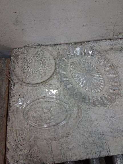 Clear glass cake stand and small tray/plate variety. 1c