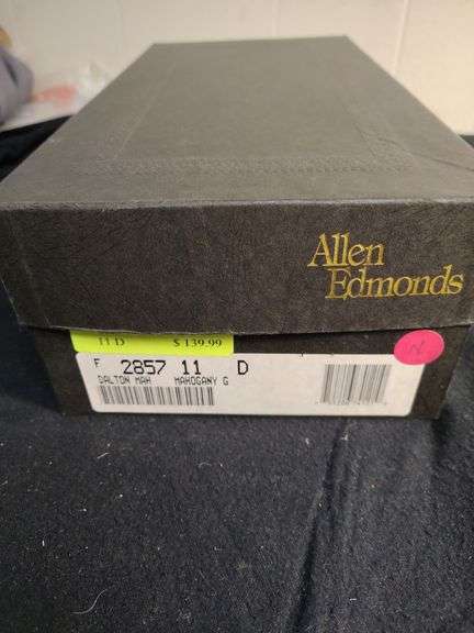 Allen Edmond shoes size 11