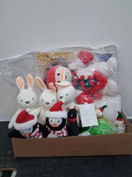 Nwt plush buddies. 8d