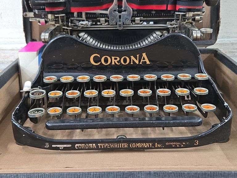 Antique Corona Typewriter No. 3 with Manual (BIN $200). FR