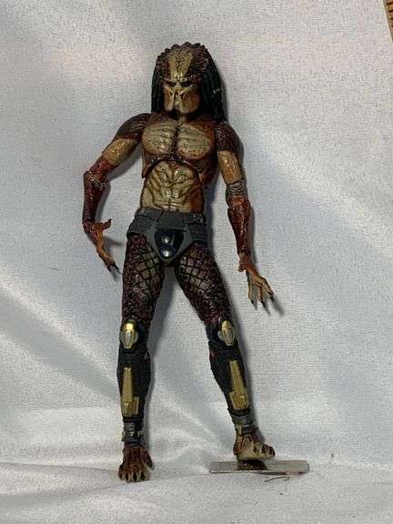Predator Lab Escape Fugitive Predator Ultimate Action Figure