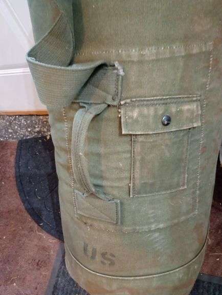 Vintage army bag and sleeping bag
