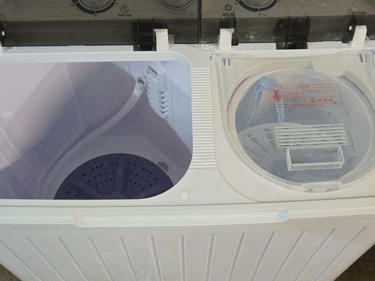 Erivess 32 lb. Compact Mini Twin Tub Washing Machine / Spinner (BIN $75)
