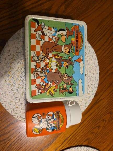 Vintage Funtastic World of Hanna Barbera Lunchbox with Thermos 1977  Metal RARE