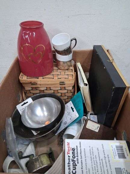 Box lot: small shadow box, basket, vase, metal bowls, and more. 11b