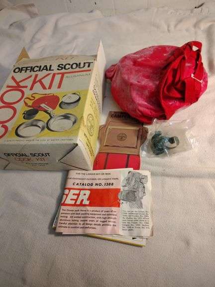 Vintage Official Scout cook kit