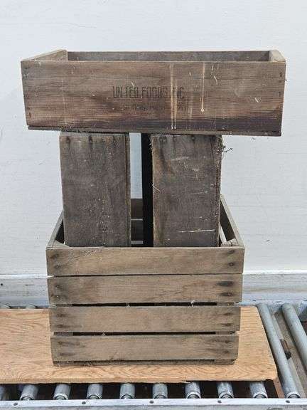 Set of 4 Vintage Wooden Crates. 11A