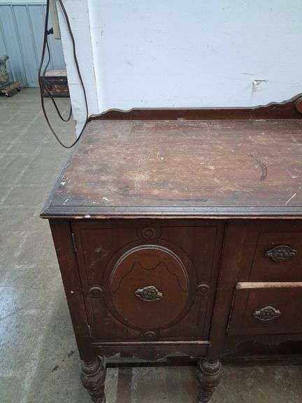 Sideboard