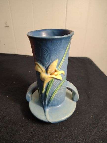 Roseville vase