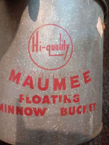Hi-Quality Maumee floating minnow bucket