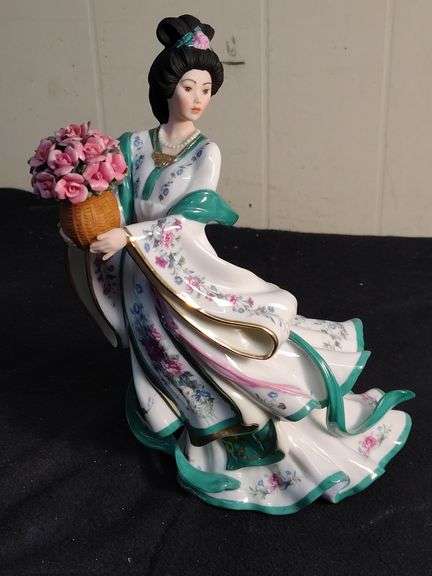 The Rose Princess by Danbury Mint