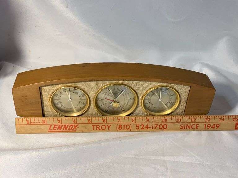 VINTAGE MID CENTURY MODERN AIR GUIDE WALNUT WOOD CONSOLE WEATHER STATION