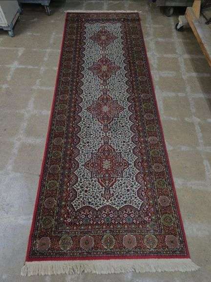 Vintage Middle Eastern Runner Rug. 7A