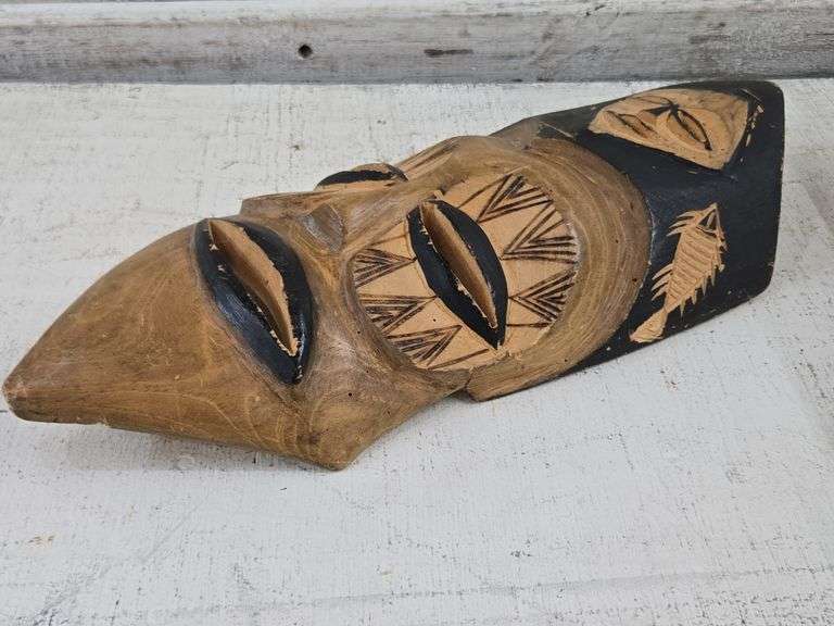 Vintage African Totem? Mask (BIN $200).  FR