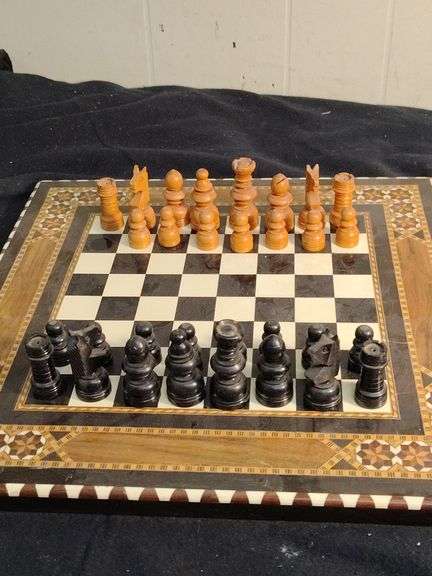 Wood chess board