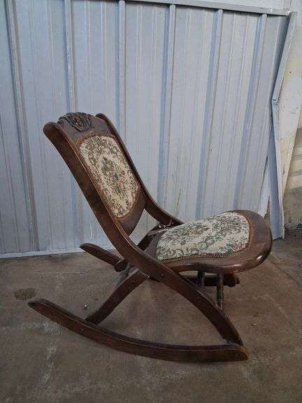 Folding wooden rocking chair