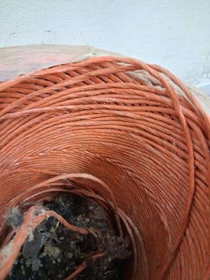 2 spools of twine/string. 1c