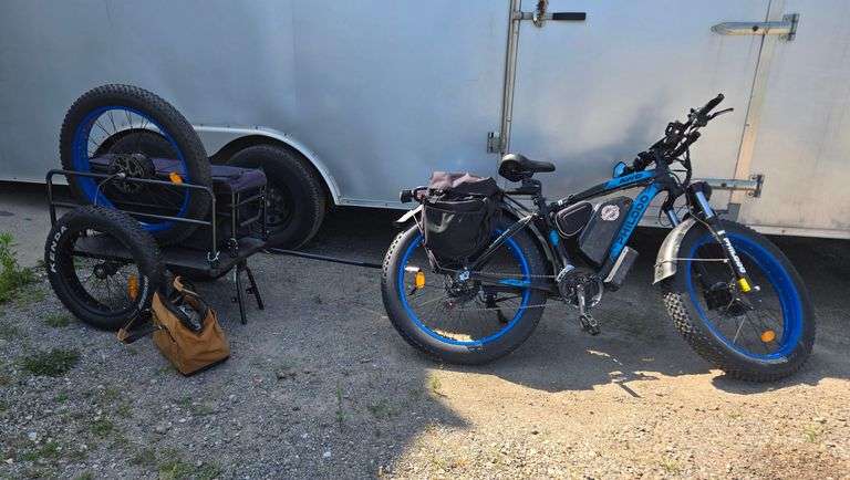 Philodo Dual Motor Electric Bike with Trailer (BIN $1800)