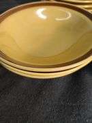 Le Mesa Stoneware 12 Berry bowls, 8 salad bowls & 8 plates