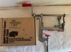 Pampered Chef Apple Peeler / Corer / Slicer #2430 (NEW) & Stand #2435 (NIB)