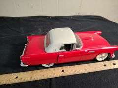 Road Tough 1955 Thunderbird model car