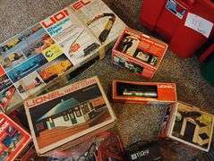 large lionel train stuff lot comes with tote no lid