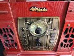 Anders Nickerson phonograph with Am / FM radio & CD player