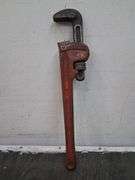 Chain and plumbing wrenches. 2b
