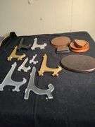 Plate holders and displays