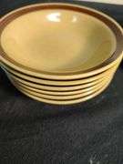 Le Mesa Stoneware 12 Berry bowls, 8 salad bowls & 8 plates