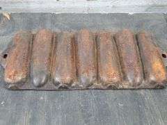 Antique Cornbread Pan. 4C