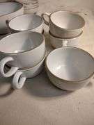 Heath set of dishes 32 pieces