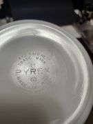 Pyrex Butterfly Gold 472 1.5 pint bowl